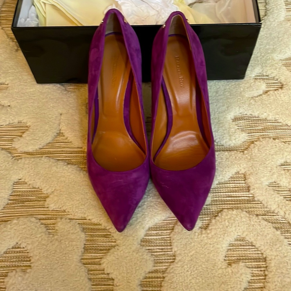 Rachel Roy purple heels